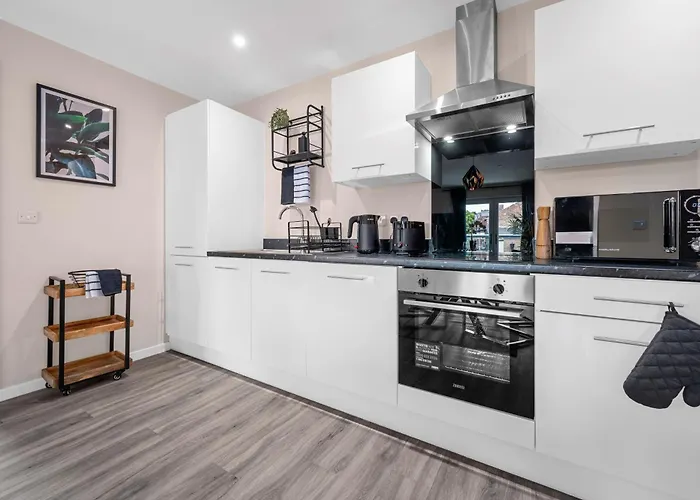 2 Bed Flat Manchester City