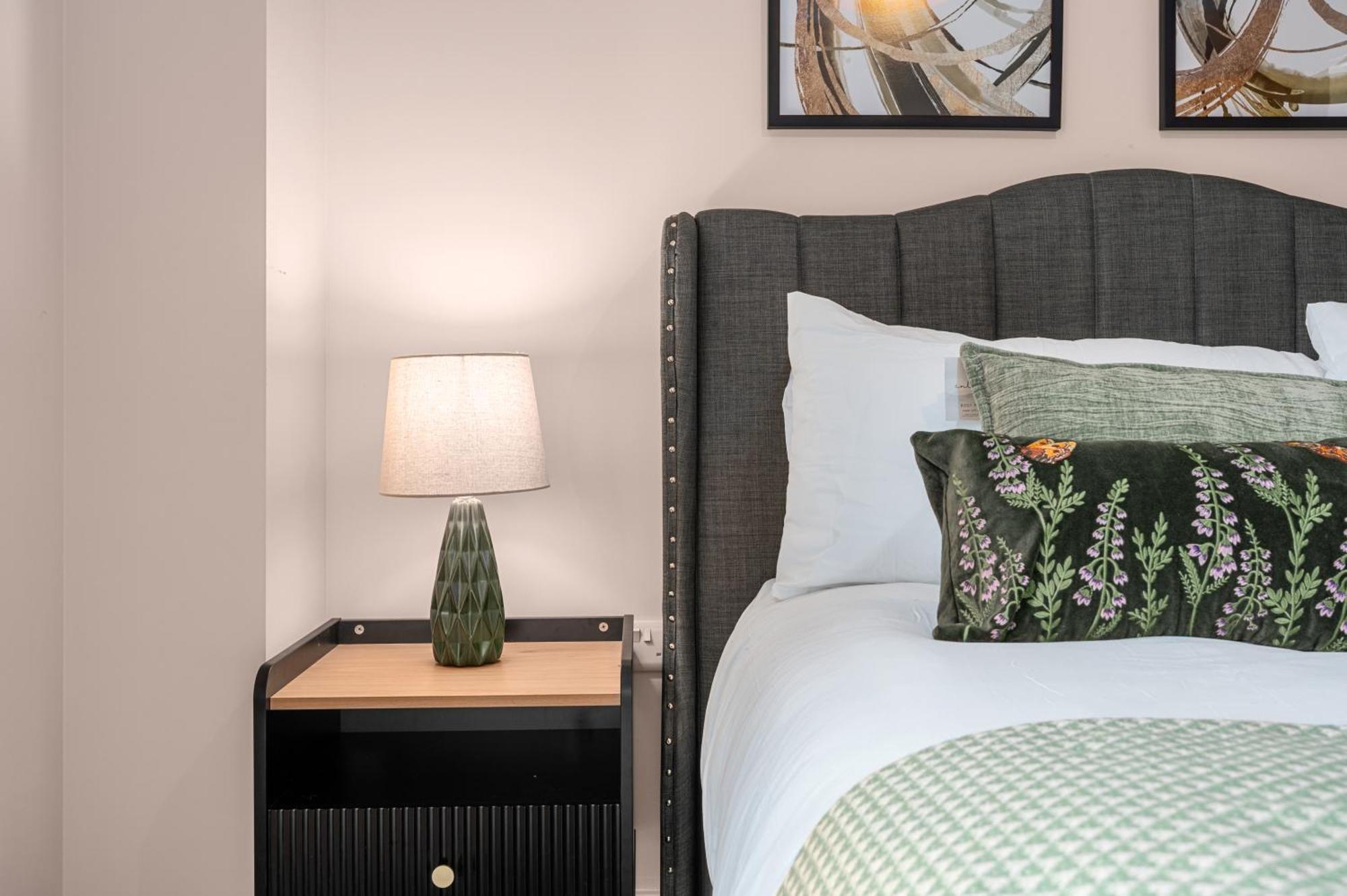 2 Bed Flat Manchester