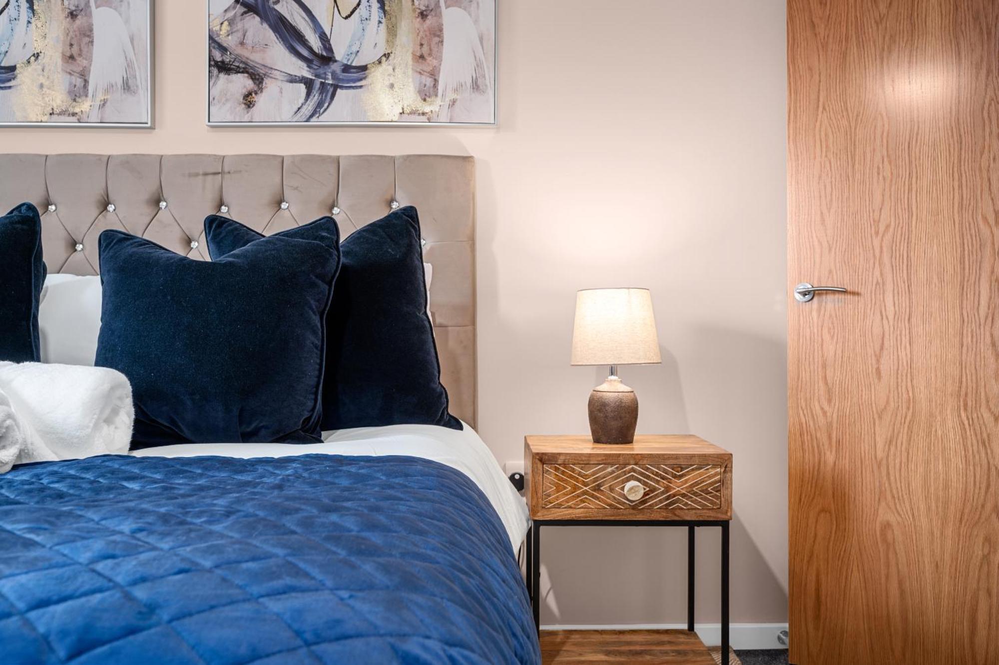 2 Bed Flat Апартаменты Манчестер